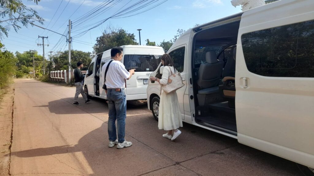 คำชะโนด อุดรธานี เดินทางยังไงให้สะดวก พร้อมแนะนำรถตู้ VIP 2 คำชะโนด อุดรธานี เดินทางยังไงให้สะดวก พร้อมแนะนำรถตู้ VIP