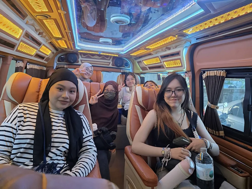 เดินทางอีสานหลายจังหวัดด้วยรถตู้ วางแผนเส้นทางอย่างไร? เดินทางอีสานหลายจังหวัดด้วยรถตู้ วางแผนเส้นทางอย่างไร?